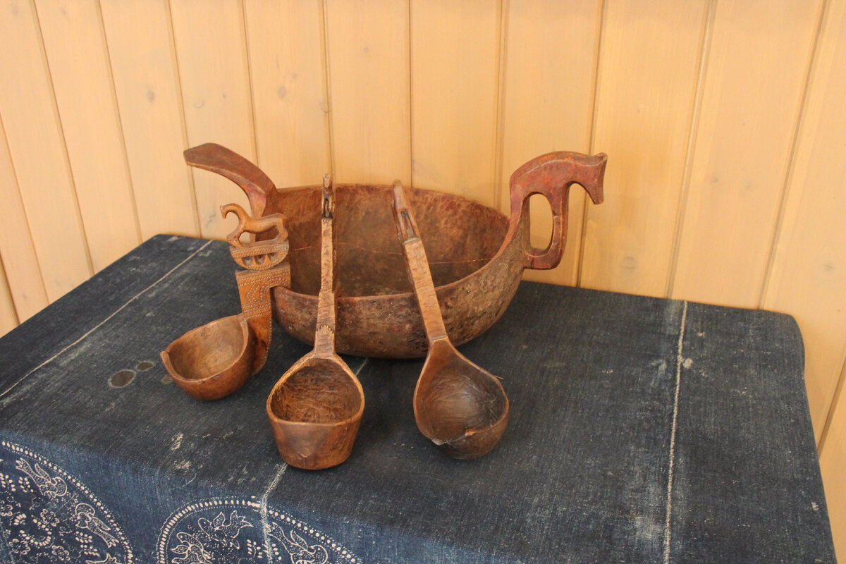 Один из экспонатов музея в Абрамцево. Фото автора.