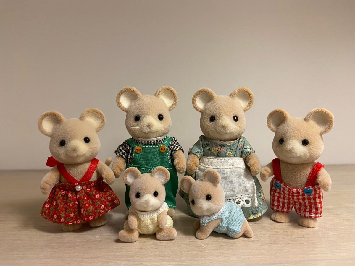 Семья мышек Норвуд из моей коллекции