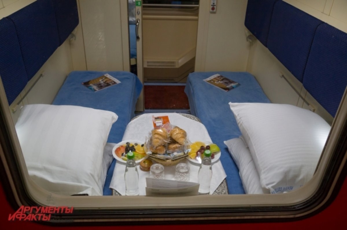 поезд № 057в «приосколье». обед в поезде. поезд 102м премиум люкс питание. поезд бетанкур вагон ресторан. обед в поезде.