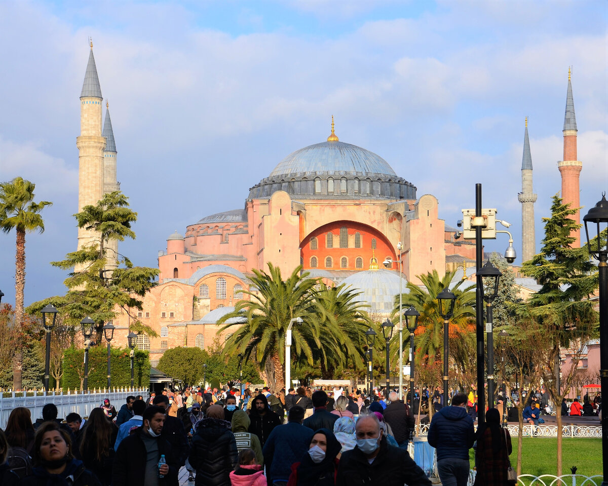Собор Святой Софии, ставший в 2020 году Большой мечетью Айя-София. Фото автора.
