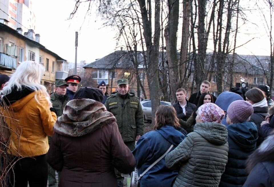    Владимир Никешкин озвучил выводы экспертов о том, что жилой дом находится в аварийном состоянии.