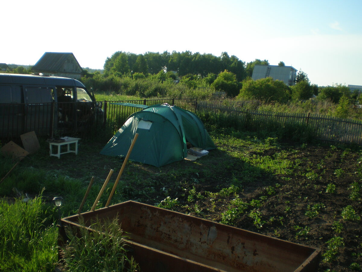 В дальнейшем эта палатка использовалась на даче))