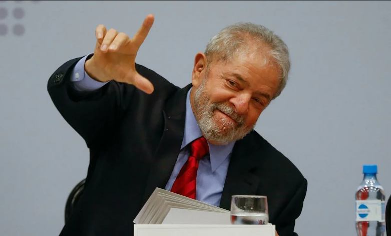 Здравствуй, дорогая Русская Цивилизация. В разгегемонивание активно включилась Бразилия. Вернувшийся в большую политику Лула, сразу же включился в процесс.