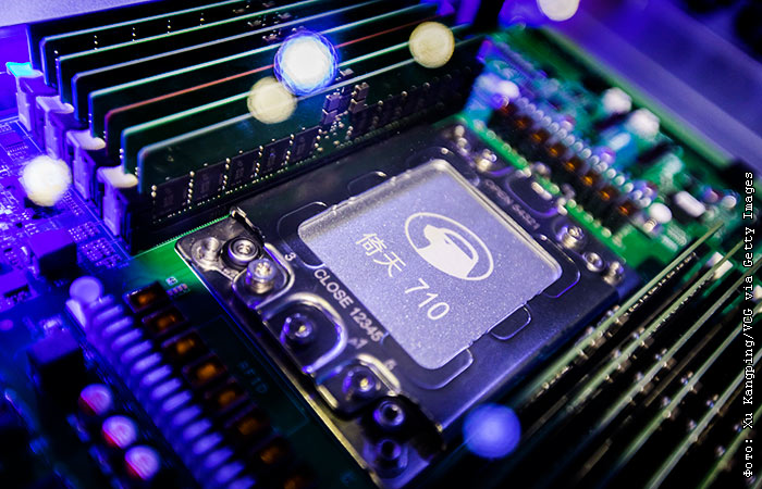 Япония и Нидерланды присоединились к США в «войне чипов» против Китая