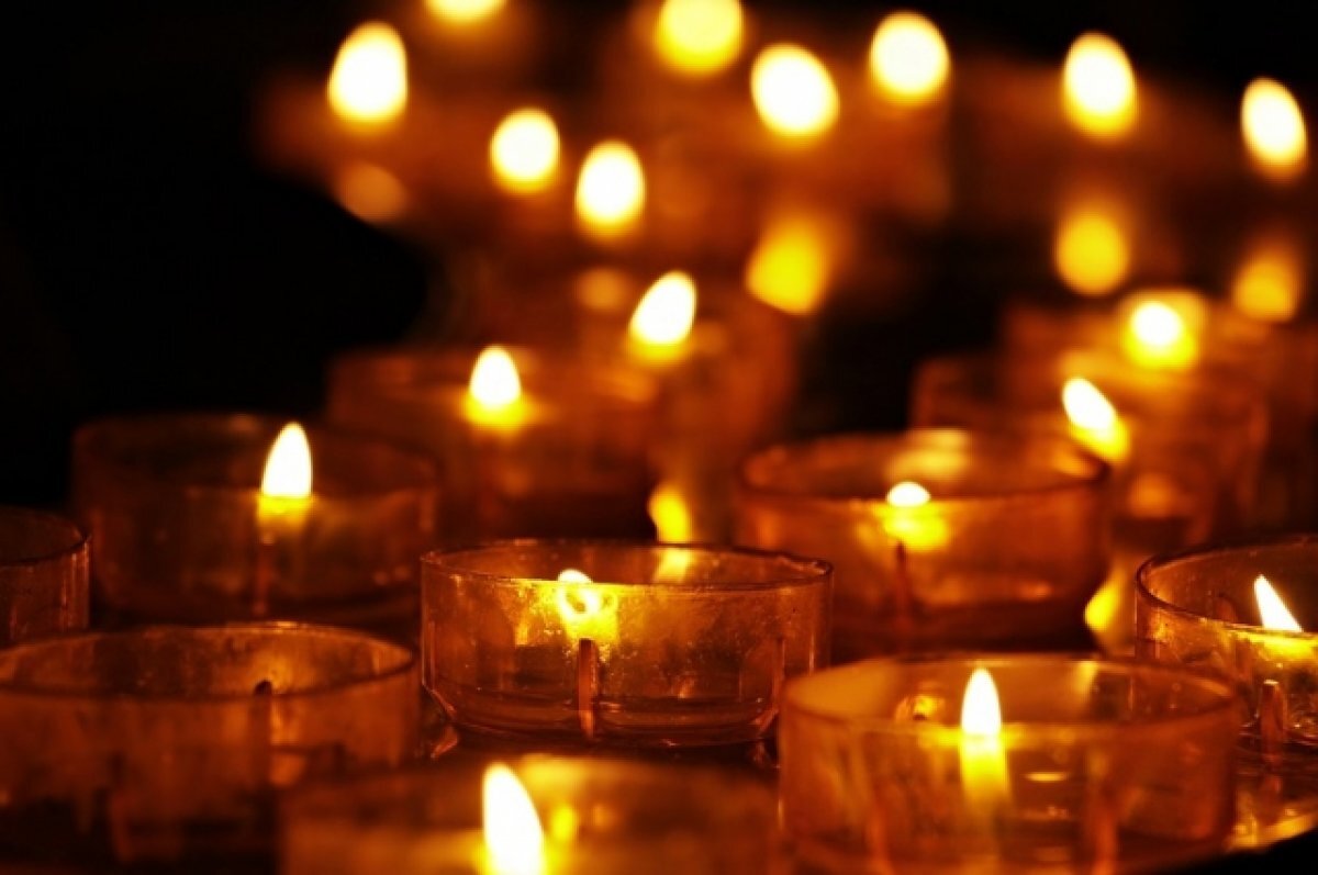    На похороны погибшего в Калязине 10-летнего мальчика пришли сотни человек