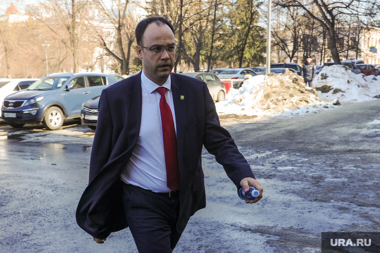    Олег Буданов покинул ассоциацию «Горный Урал»