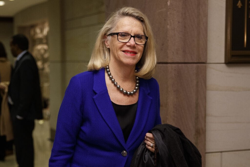    twitter.com/usnews Жуман Кииков