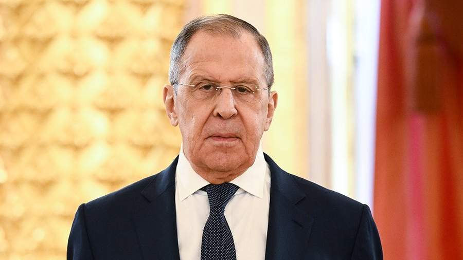 "По крайней мере, мы не теряем надежды, что у американцев проснется разум и они все-таки диалог какой-то возобновят", — сказал Лавров, отметив, что ждать осталось недолго.