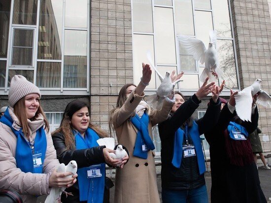     организатора Елены Фоминой