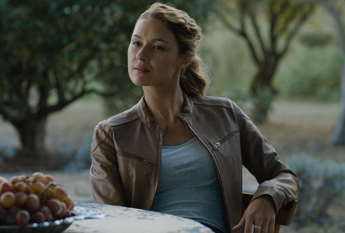 Скриншот кадра из сериала "Русалки" (2021), режиссер Александр Кириенко, сценаристы  Мария Сапрыкина, Александр Топурия