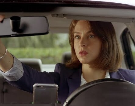 Триллер. США. Режиссёр: Уокап Дрю. В главных ролях: Лиззи Жеребко, Майкл Олавсон, Эдвард Крэйг.