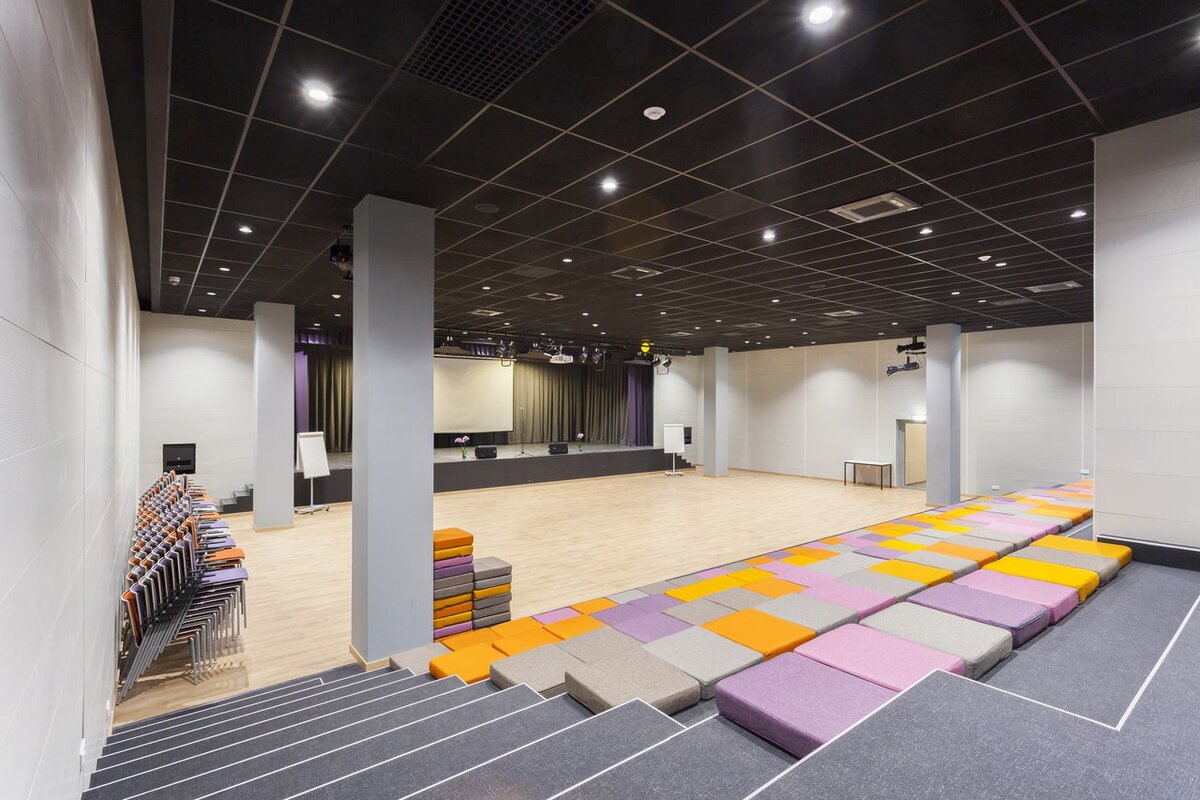 Фото: Мария Болотова; Данила Горюнков / Театр в Новой школе