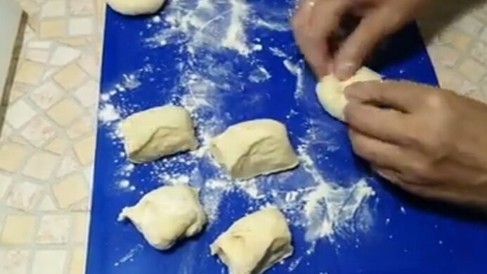 Как приготовить тонкие пирожки с картошкой на кефире