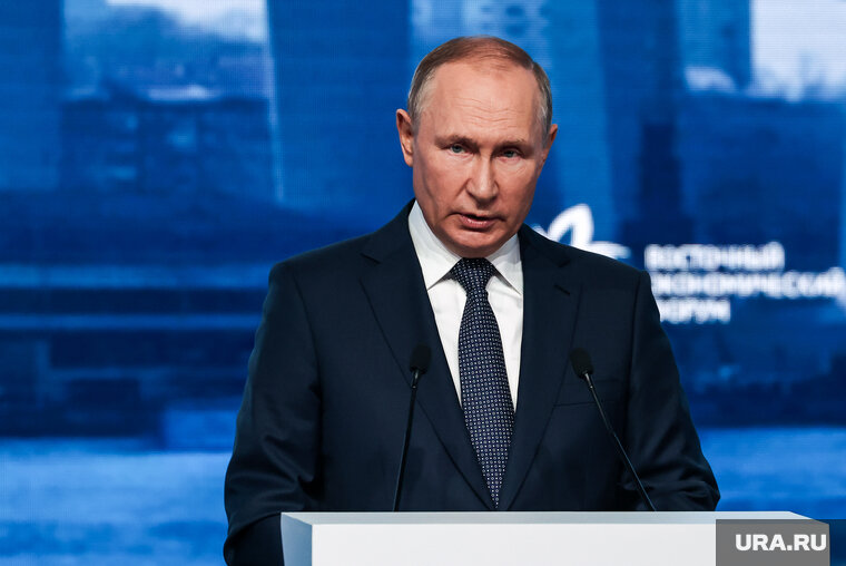    Все больше стран Запада отказываются от антироссийской позиции и негативного отношения к Владимиру Путину, сообщает аналитик Олли Корф