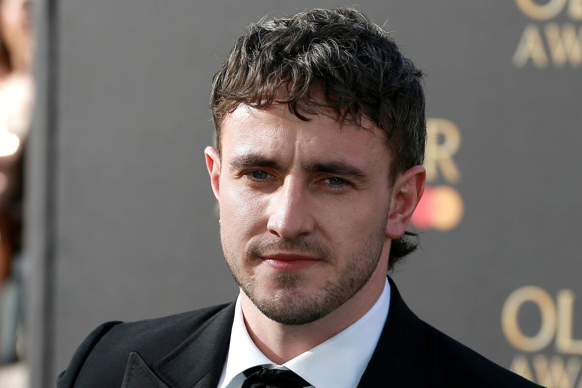     «Я надеюсь, что тебе станет лучше»: Пол Мескал расплакался, посвящая награду больной раком маме