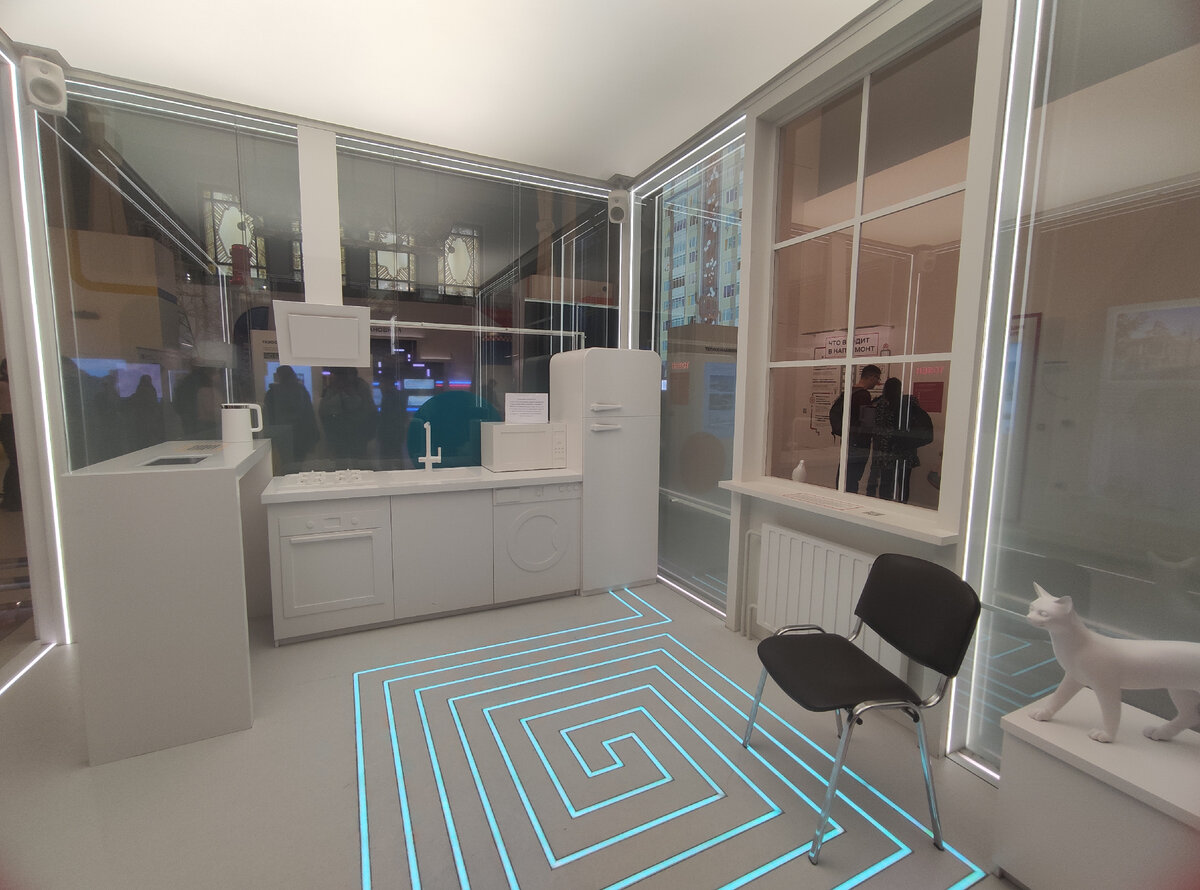 Один из экспонатов музея - макет типичной московской квартиры 