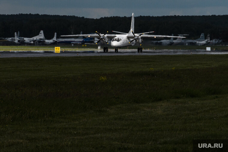    Суд вернул истцу заявление к УзГА о возврате 1,3 млрд рублей