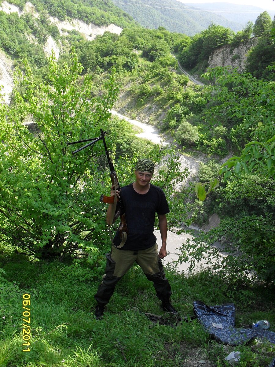 Фото моё, год не помню, Аргунское ущелье.
