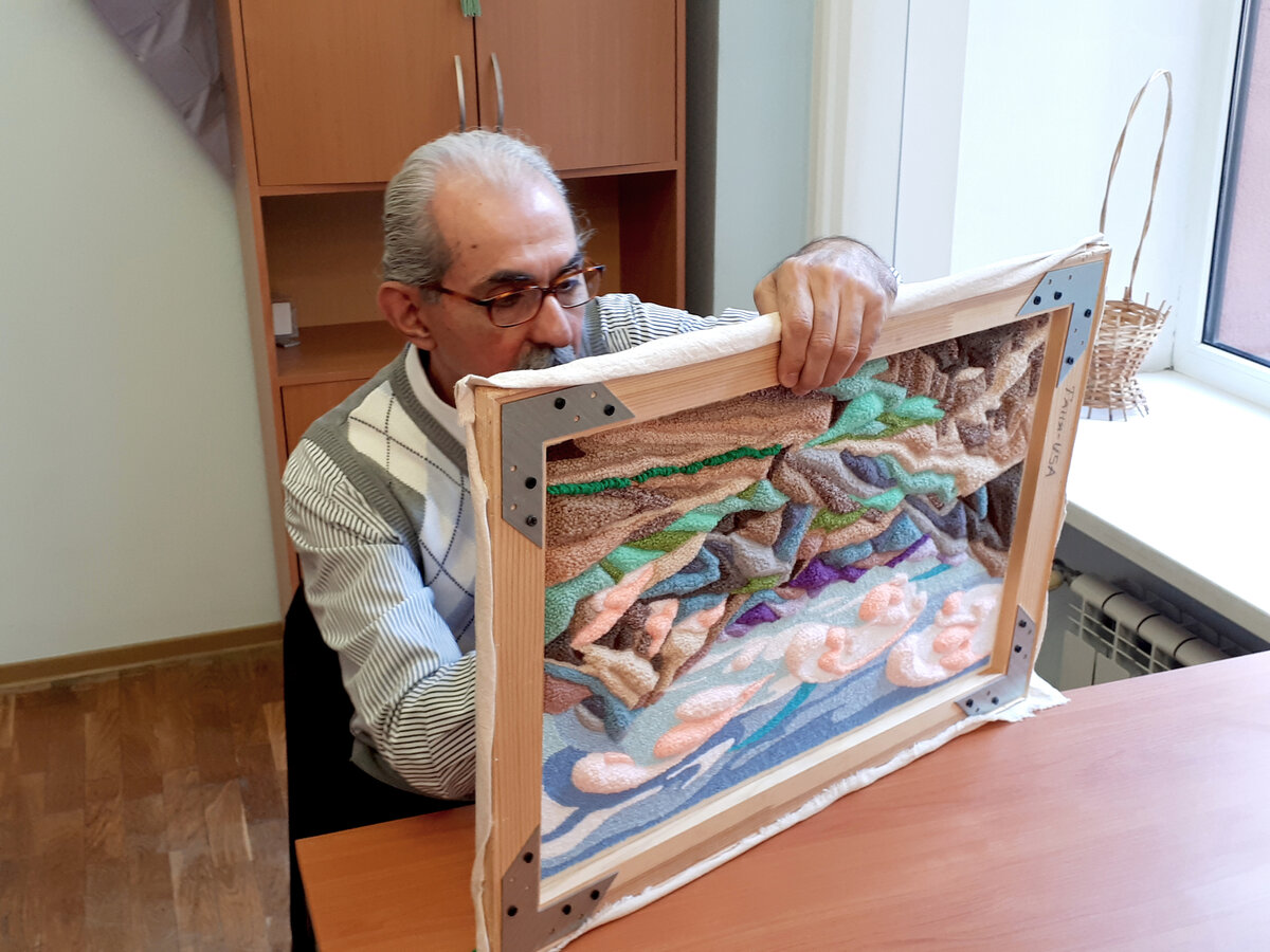 Мастер Юрий Овсепян за работой