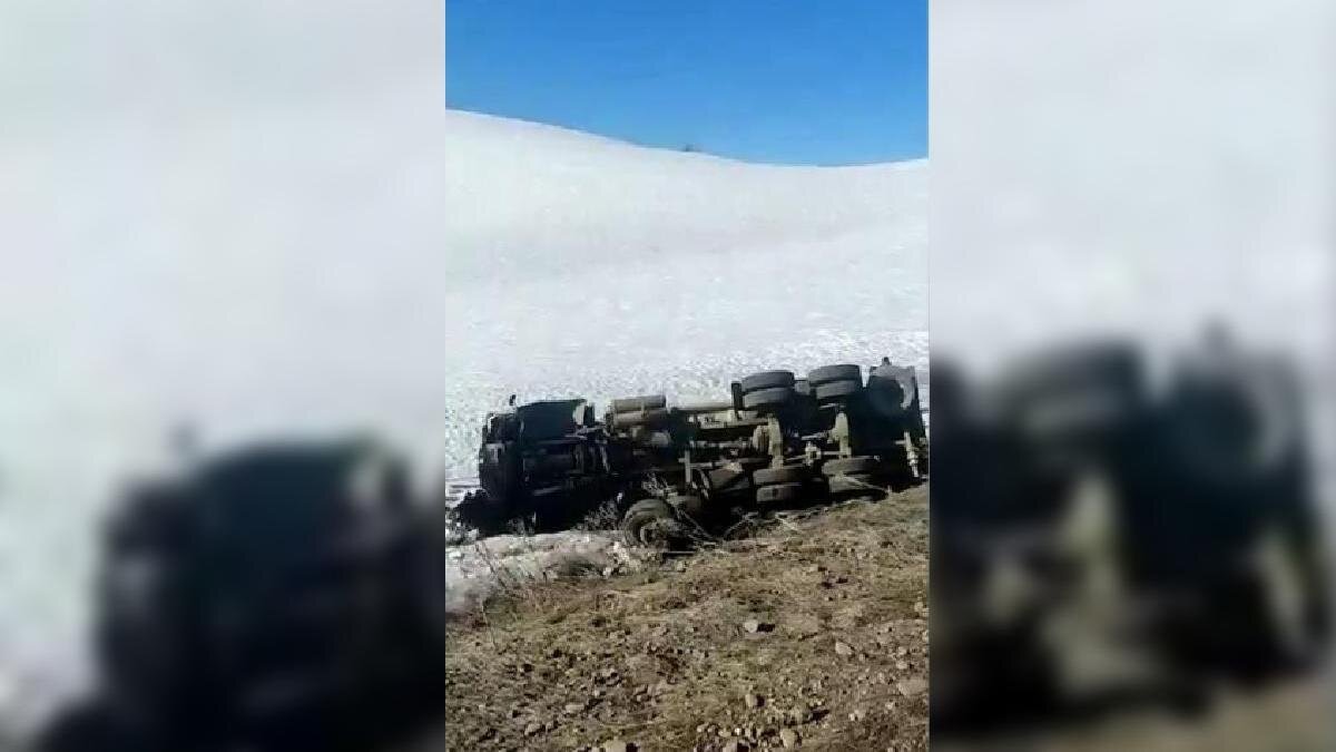    Автомобиль попал в аварию:телеканал "Астана"