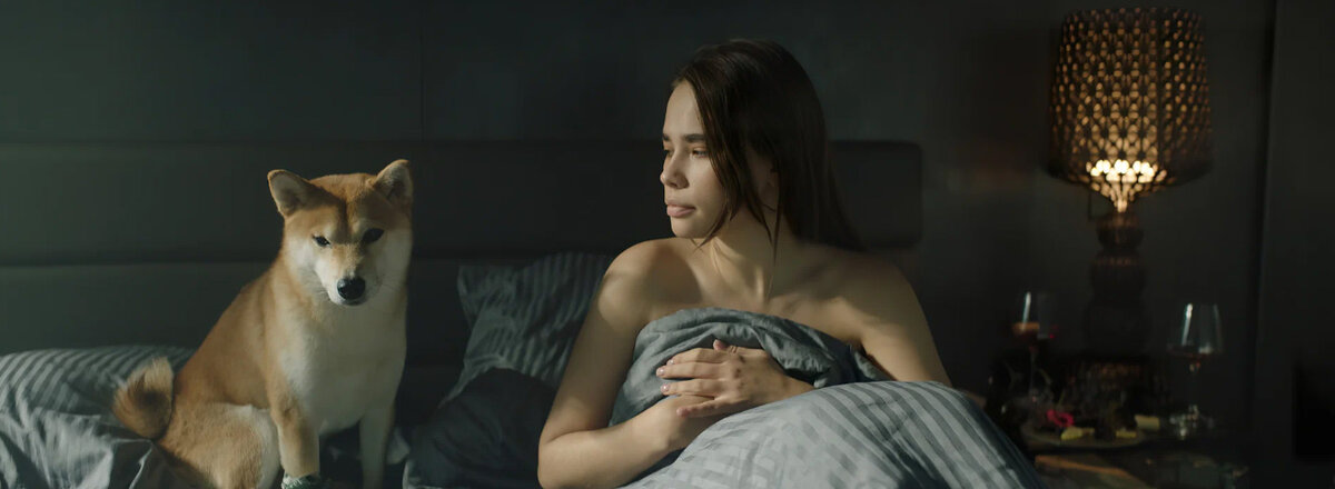 Кадр из фильма "Непослушная" (2023)