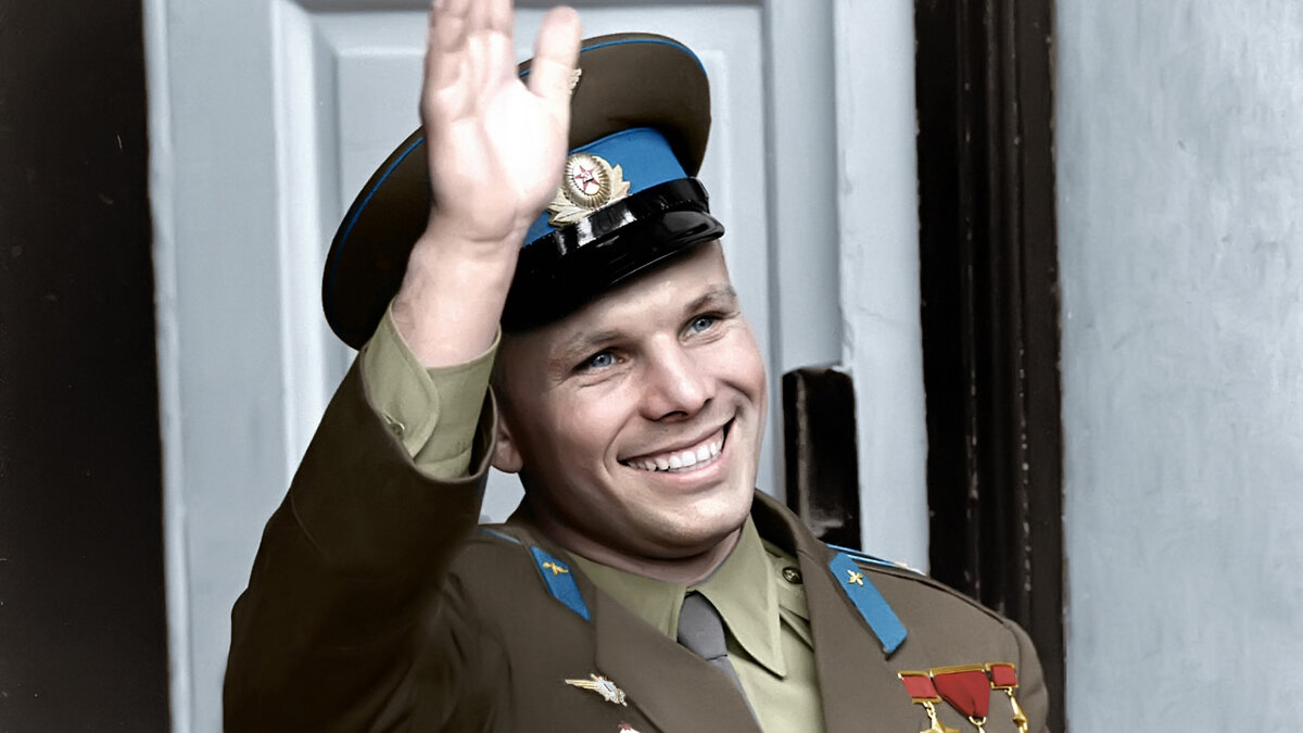 Юрий Гагарин. Картинка позаимствована из Яндекс Картинок.