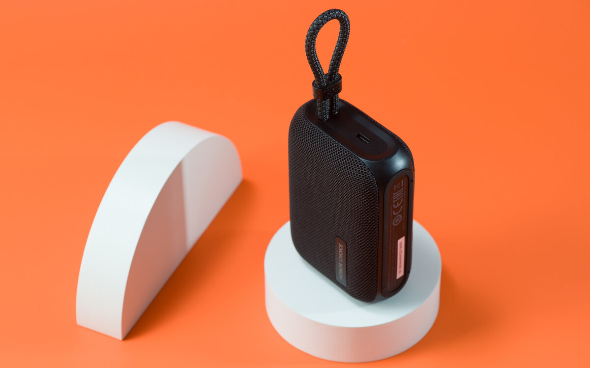 Honor choice portable bluetooth speaker pro. Колонки размером с мышь. Портативная колонка на природе. Корпус для блютуз колонки своими руками. Блютуз колонка своими руками.