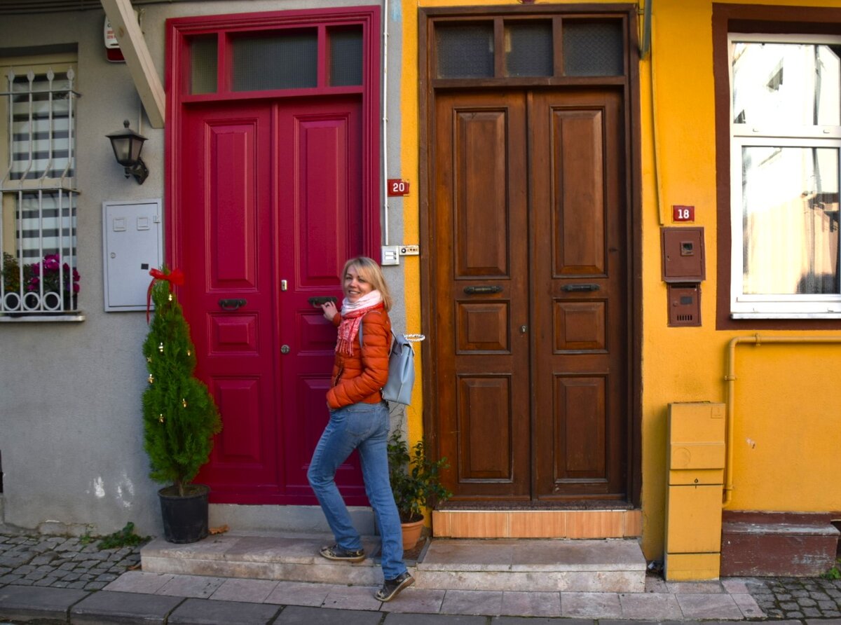 Архитектура района возвращает вас в прошлое лет на 70 назад