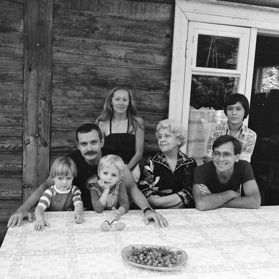 История семьи михалкова кончаловского. Никита Михалков и Татьяна Михалкова в молодости