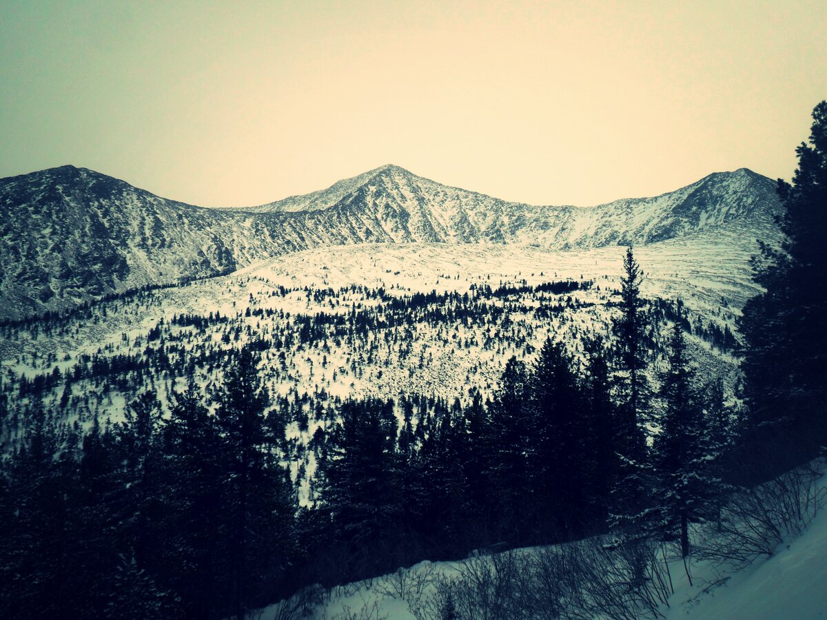 малый Борус,большой Борус и пик Кубинских революционеров(пик дураков)