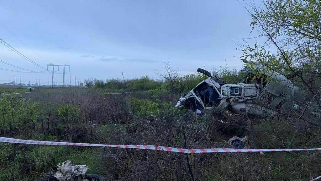     В Городищенском районе Волгоградской области потерпел крушение вертолет санавиации «Ансат», пилот погиб на месте.