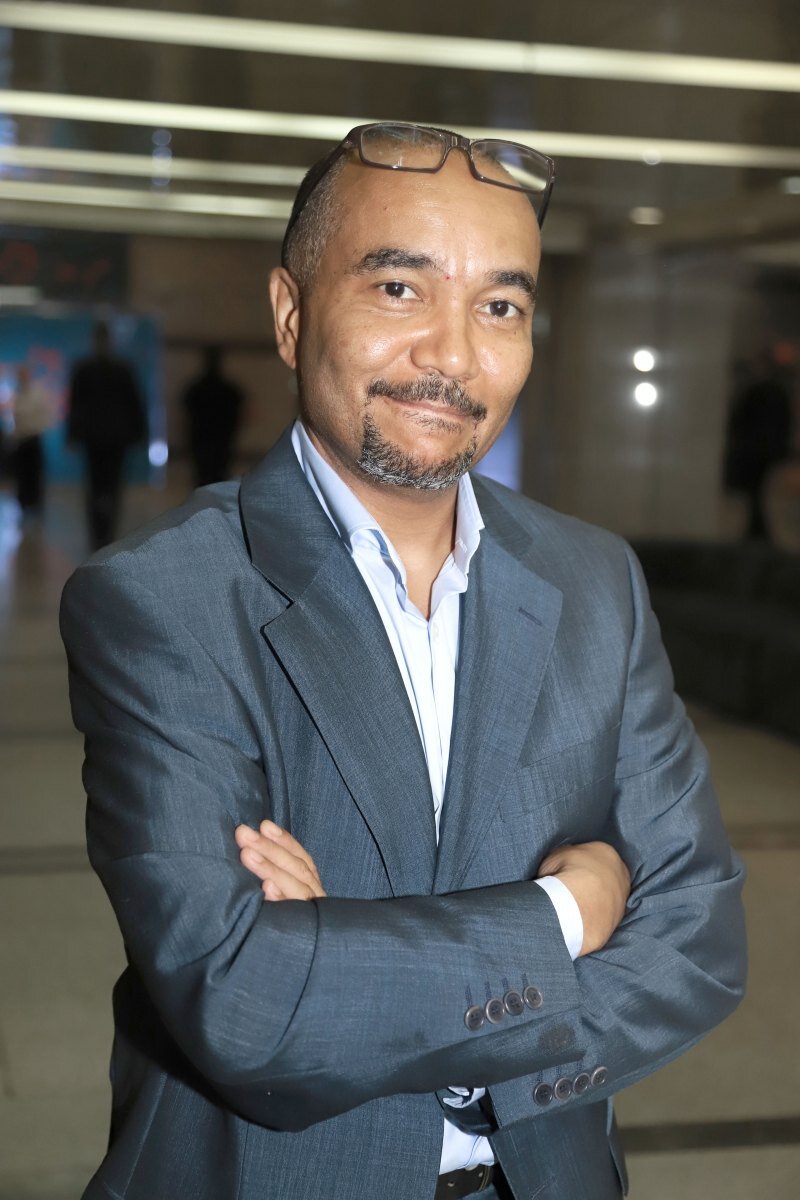    Григорий СиятвиндаPersona Stars