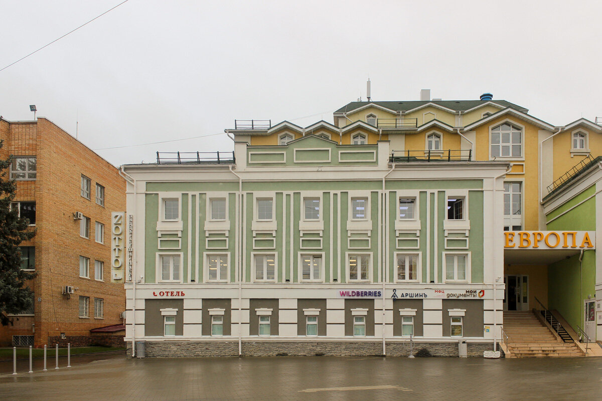 В каких домах живут обычные люди в Волоколамске в 100 километрах от Москвы.  Съездил и показываю | Самый главный путешественник | Дзен