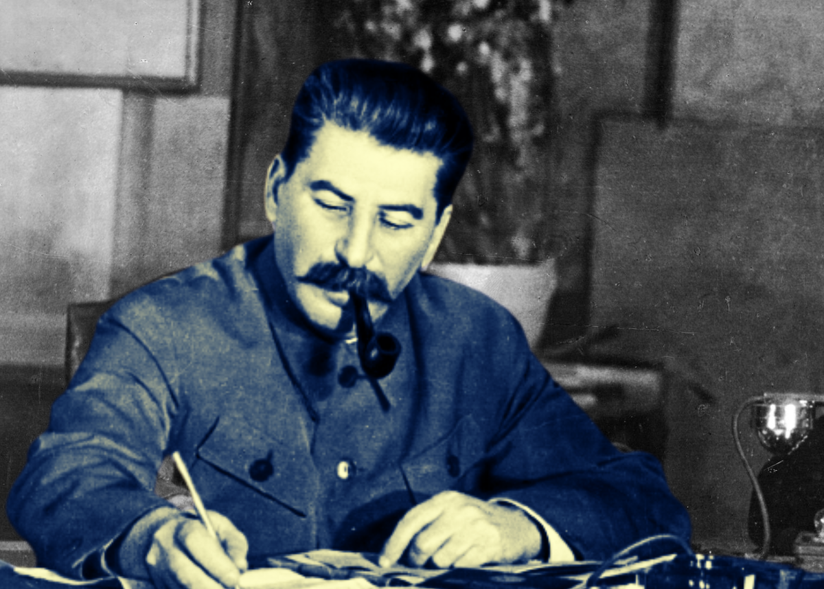 И.В. Сталин принимает решение