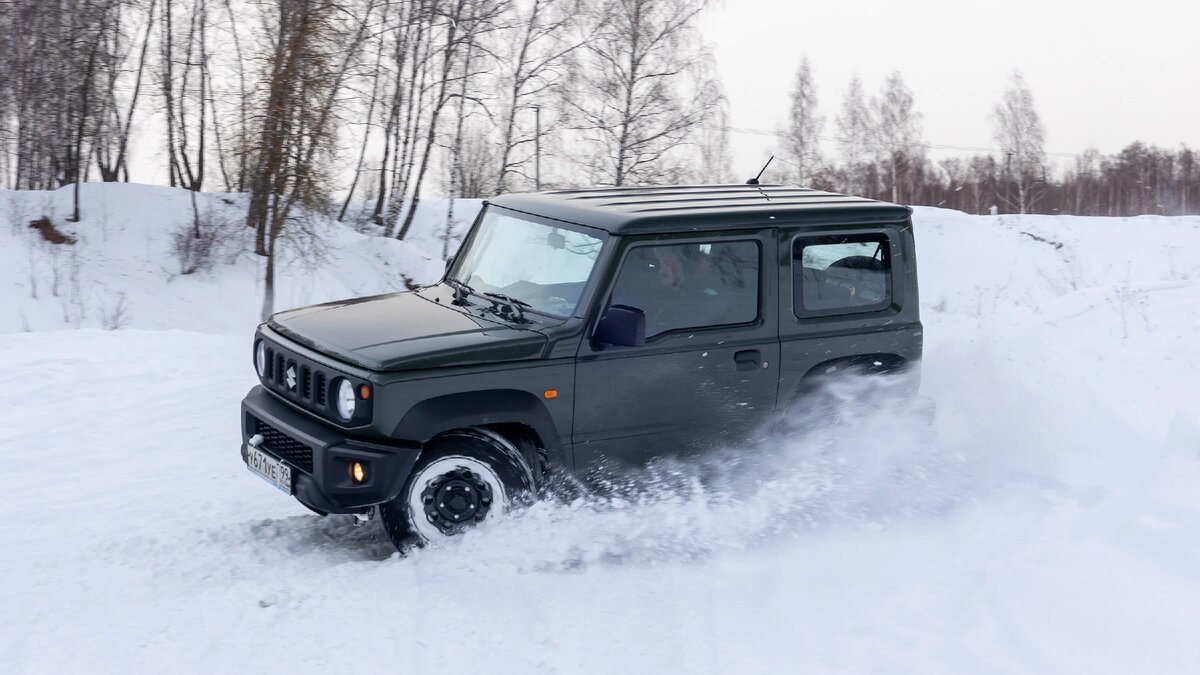 Нива и сузуки джимни. Suzuki jimny новый. Suzuki jimny 2022. Разбор suzuki jimny. Нива и сузуки джимни.
