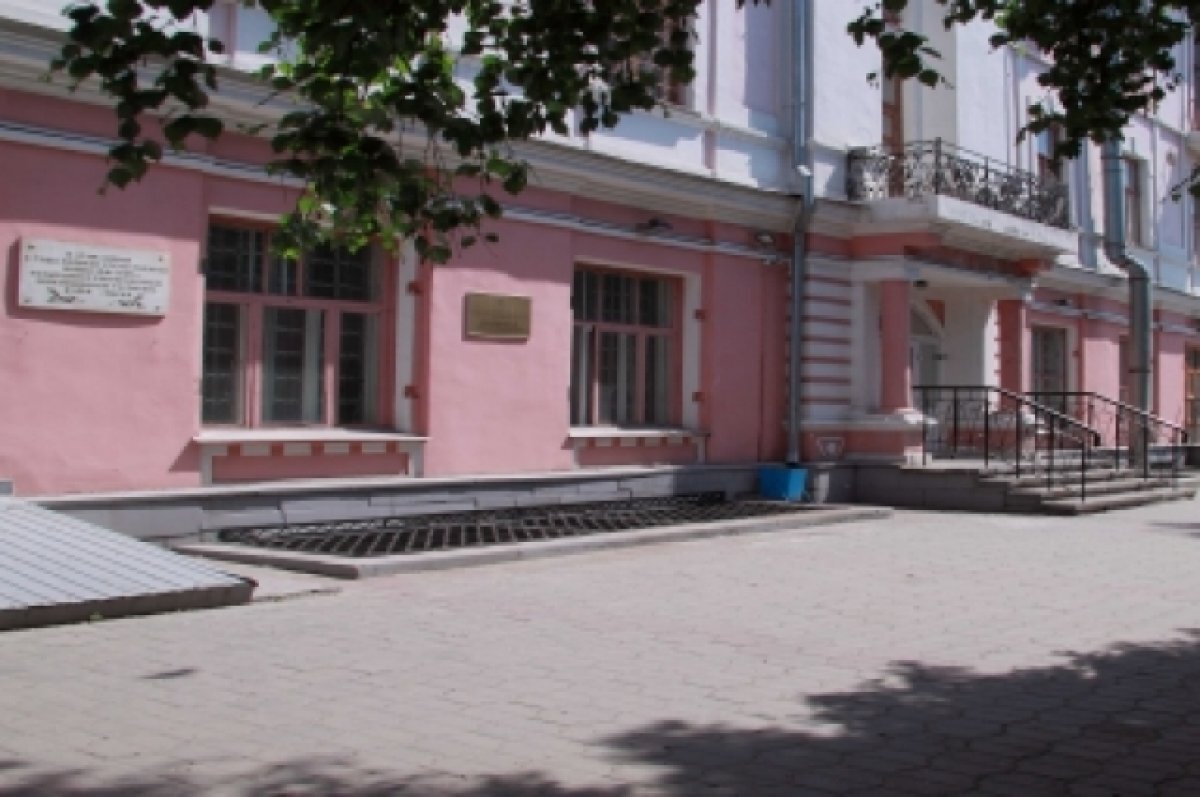    Госпиталь в Омске принял первых раненых уже через месяц после войны. В июле 1941 года.