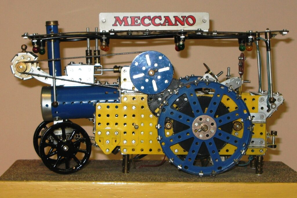 Constructor made. Фрэнк Хорнби Meccano. Meccano 1901. Фрэнк Хорнби конструктор. Meccano Toy.