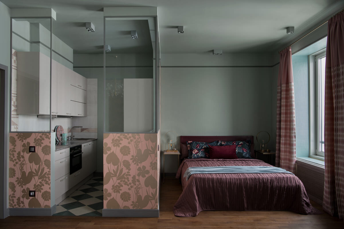 Расположение кухни относительно зоны спальни. Дизайнер Мария Соловьёва-Сосновик.