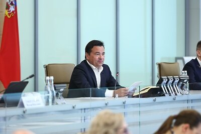    Губернатор Подмосковья Андрей Воробьев на совещании с руководящим составом правительства Московской области и главами городских округов © Антон Чернов, «Подмосковье Сегодня»
