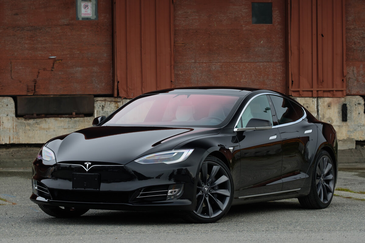 Тесла model x p100d