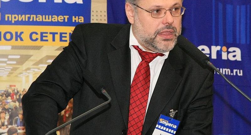 Выступление Хазина на Всероссийском антикризисном торговом форуме📷
