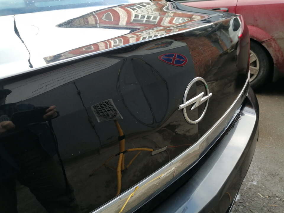 Ремонт вмятины на багажнике Опель без покраски. | Мастерская "Безпокрас ...