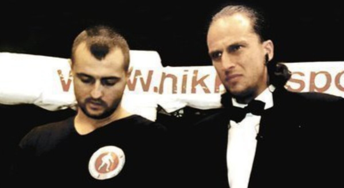 Дмитрий Нагиев и Николай Кудряшов на турнире по боям без правил в Санкт-Петербурге. Фото из личного архива Николая Кудряшова