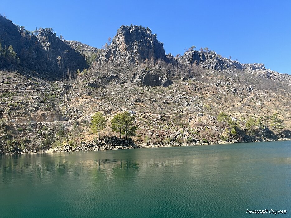 1. Берег водохранилища около стартовой точки,