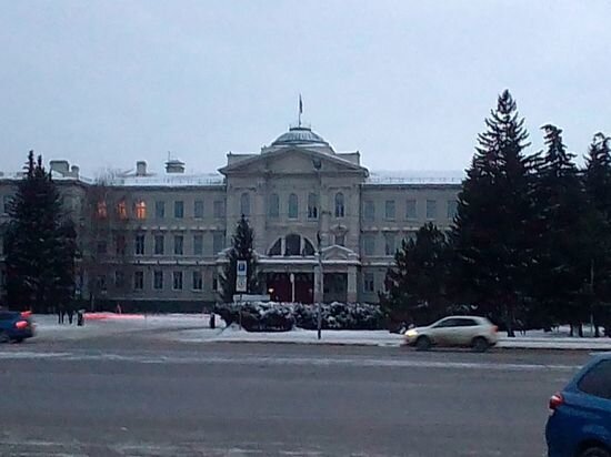     Сын бизнесмена Андрей Кипервар – депутат Заксобрания. Фото Кирилла Янчицкого / "МК в Омске"