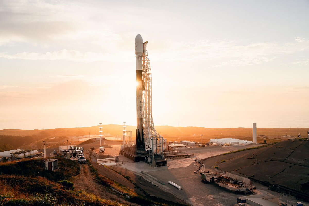    SpaceX Falcon 9