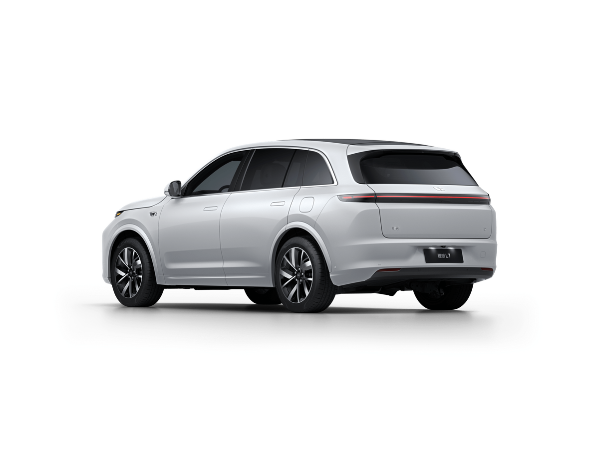 Серебристый цвет кузова