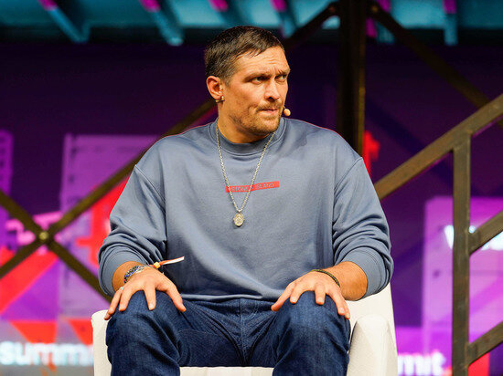     Александр Усик. Фото: Bruno de Carvalho/Keystone Press Agency/globallookpress.com