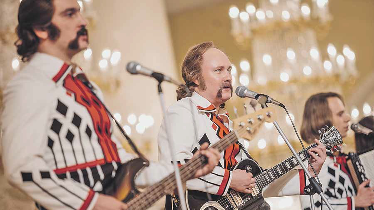    Кадр из сериала «За полчаса до весны». / 2023 год