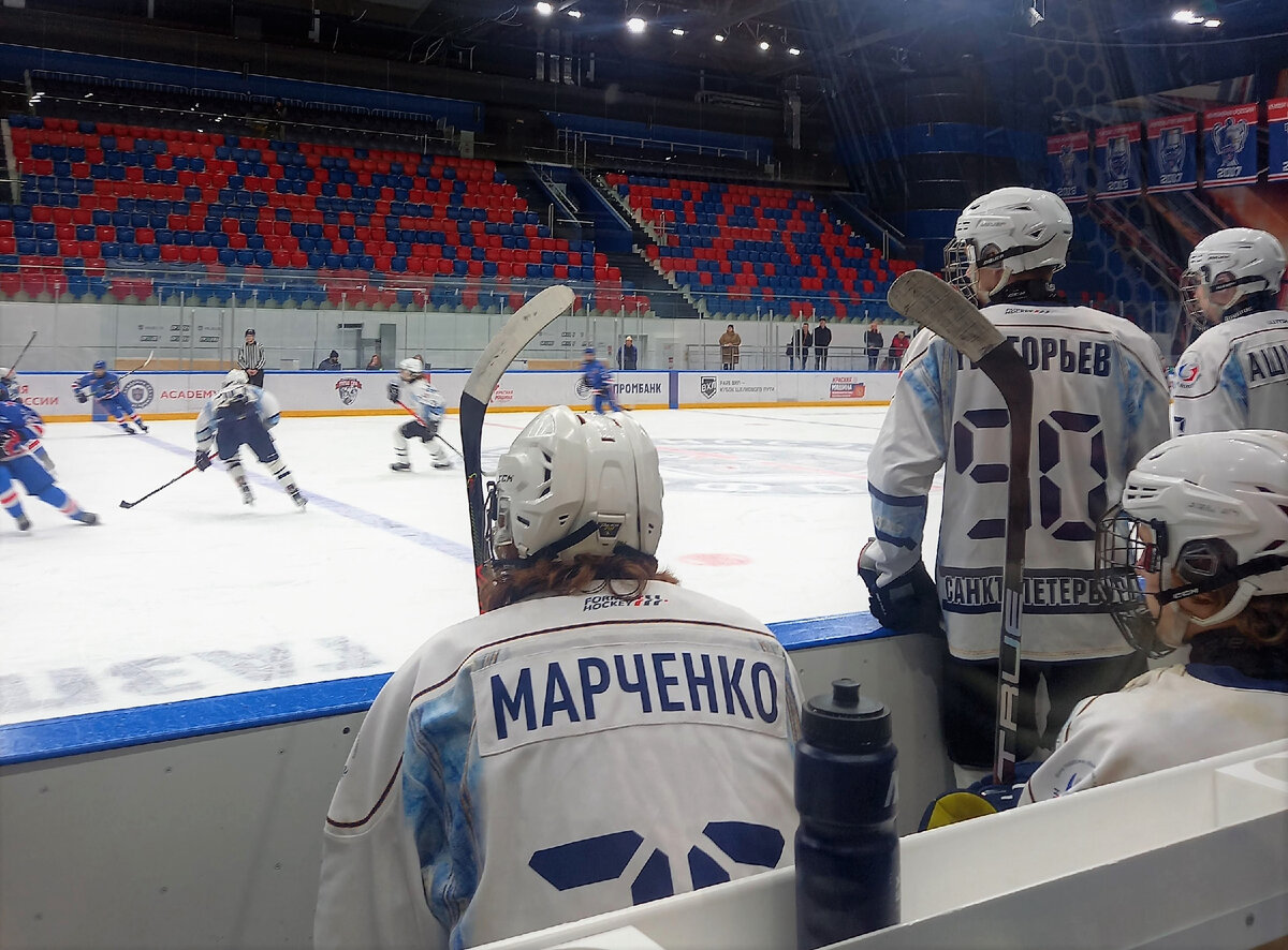 Еду в хоккейный город